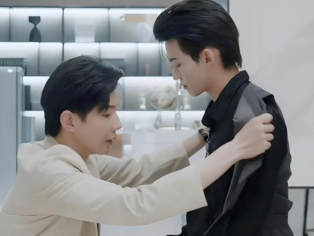 《吾岸/四面佛》2025双男主泰腐剧-全15集1080P未删减资源-《吾岸》高清在线免费观看-百度云网盘迅雷下载地址已更新