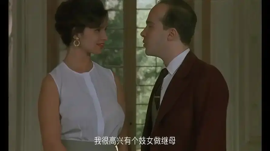 丁度巴拉斯电影《红辣椒》全集超高清星级电影免费在线播放_意大利电影《红辣椒》高清完整版在线播放-VS影院_电影《红辣椒》免费在线点播-星辰影院
