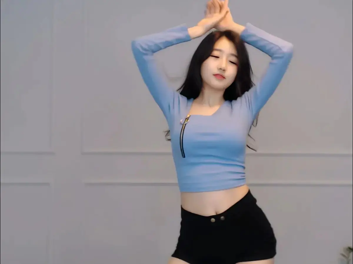 onlyfans每日大赛徐雅终极剪辑 - 8月加长版高能瞬间 - 抖音爆款完整版在线观看 - 动漫