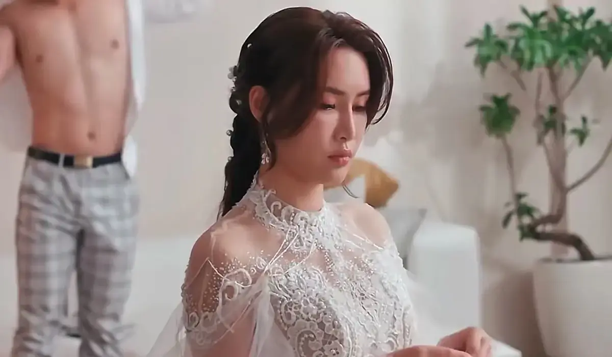 《苏畅-小凤新婚》1080P高清无删减版 — 艾熙老师主演小凤新婚全集免费看 — 正版《苏畅-小凤新婚》香港爱情剧无广告在线播放