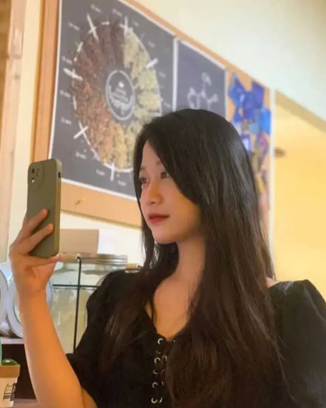 《杨家馅饼老板娘辛能能》5分41秒完整版高清在线观看-家庭风波双人大战未删减资源-杨家馅饼老板娘辛能能事件1080P免费播放