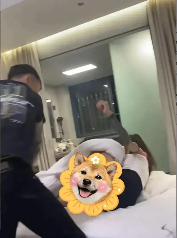 精神小伙皮带哥抽人完整视频 - 1080P无广告在线观看 - 免费高清版迅雷UC下载