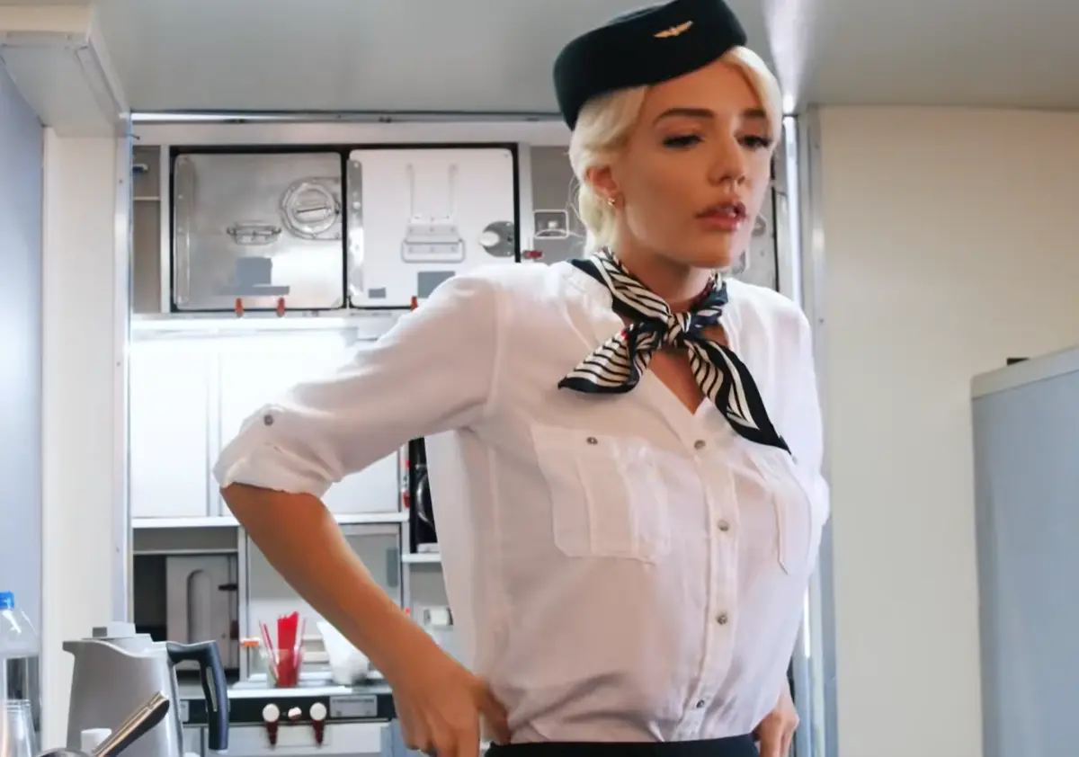 Kenna James主演《Jet Setters飞行者》完整版无广告在线观看-欧美悬疑剧情片高清中字百度云资源-私人飞机骗局揭秘Jet Setters飞行者免费播放